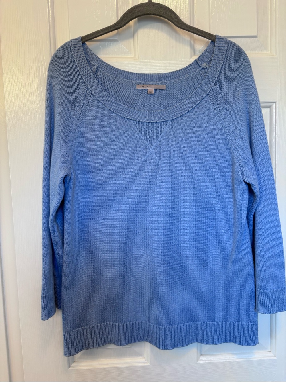 GAP Light Blue Periwinkle Scoop Neck Pullover Sweater